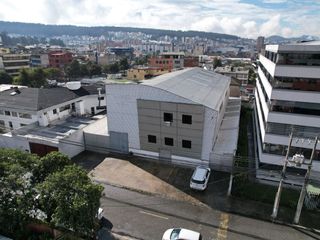 Foto 4 de Gran Oportunidad de Inversión: Galpón en Venta Sector El Inca