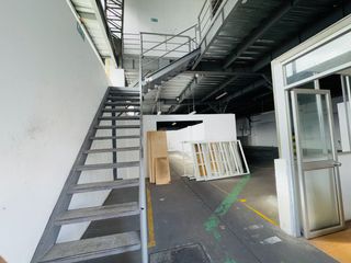 Foto 10 de Gran Oportunidad de Inversión: Galpón en Venta Sector El Inca