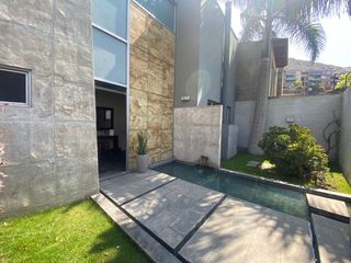 Foto 1 de Oportunidad única: Venta moderna Casa en el mejor condominio de La Molina