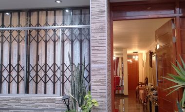 Casa en Venta en Lima Cercado - Widok 2