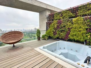 Foto 8 de Venta Dúplex de lujo con terraza de 63 m², jacuzzi y vista panorámica al Golf de San Isidro