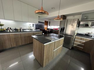 Foto 12 de Venta Dpto. de lujo con vista panorámica al Golf Los Inkas – Terraza, cava y 3 dorms. con baño propio