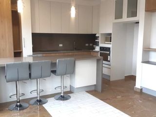 Foto 4 de ARRIENDO SUITE 72 M2, CON ESTUDIO, PISCINA, CUMBAYÁ