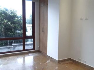 Foto 10 de ARRIENDO SUITE 72 M2, CON ESTUDIO, PISCINA, CUMBAYÁ
