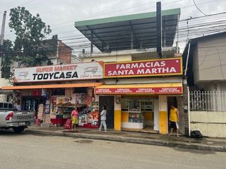 Foto 1 de CASA RENTERA CON ALTA RENTABILIDAD - 2 LOCALES + 2 DEPARTAMENTOS- SECTOR UNIVERSIDAD CATÓLICA