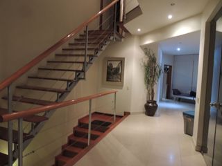 Foto 17 de Venta excelente casa en Las Lagunas con 4 a 5 Dormitorios y Suite Privada con Acceso Independiente, Terraza, Piscina y BBQ