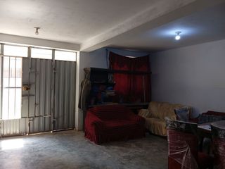 Foto 2 de Venta de Casa de 140 m² en Puente Piedra