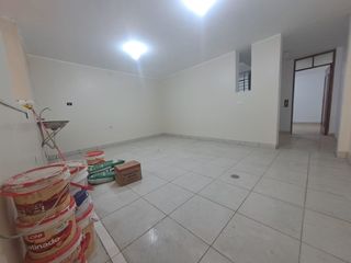 Foto 3 de SE VENDE CASA A UNA CUADRA DE LA PANAMERICANA SUR📈
