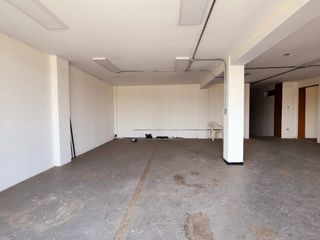 Foto 5 de Almacén, Recién Remodelado, distintos usos