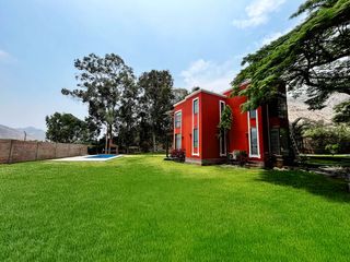 Foto 4 de Venta Excepcional en La Planicie, La Molina – Casa de 2500m² con Piscina, Cava y Potencial para Nuevo Proyecto