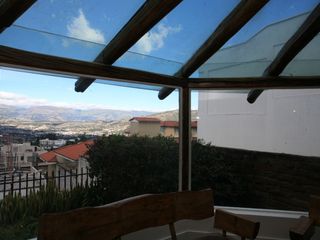 Foto 4 de Espacio y Estilo: Hermosa Casa Rústica Moderna en Alquiler