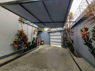 Foto 4 de Edificio Comercial en Esquina en Av. El Ejército cuadra 5.