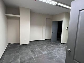 Foto 27 de Edificio Comercial en Esquina en Av. El Ejército cuadra 5.