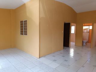 Foto 6 de Vendo casa de 1 planta, 2 dormitorios en la Ciudadela Mariana de Jesús, Vía Durán-Yaguachi