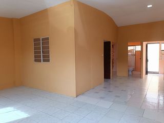 Foto 4 de Vendo casa de 1 planta, 2 dormitorios en la Ciudadela Mariana de Jesús, Vía Durán-Yaguachi