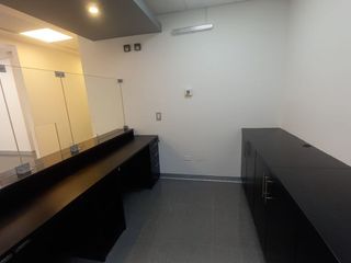 Foto 2 de 🏡 ¡Alquiler De Casa Ideal Para Uso Comercial En Ubicación Estratégica!📍 Urb. Las Casuarinas – San Vicente De Cañete