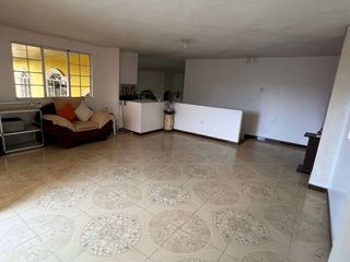 Foto 5 de Casa en venta en la Urb. El Porton- Santo Domingo
