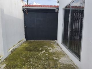 Foto 6 de Venta de Casa Alborada XIII, Guayaquil
