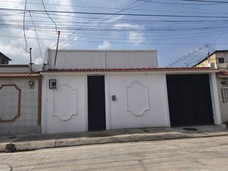 Foto 1 de Venta de Casa Alborada XIII, Guayaquil