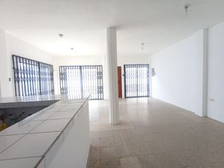 Foto 11 de Venta de Casa Alborada XIII, Guayaquil