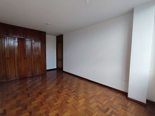 Foto 8 de CASA DE VENTA EN CARAPUNGO 4 HABITACIONES QUITO - ECUADOR