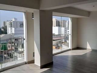 Foto 1 de TRIPLEX FRENTE A PARQUE