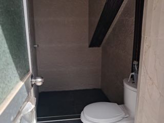 Foto 4 de EN VENTA CASA AL COSTADO DEL HOSPITAL ACAMANA DE SAN JERONIMO