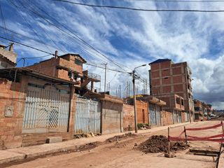 Foto 8 de EN VENTA CASA AL COSTADO DEL HOSPITAL ACAMANA DE SAN JERONIMO