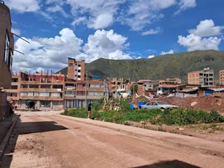 Foto 13 de EN VENTA CASA AL COSTADO DEL HOSPITAL ACAMANA DE SAN JERONIMO