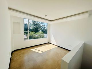 Foto 22 de Casa en renta Tumbaco Ilaló 3 dormitorio c/u con su baño completo