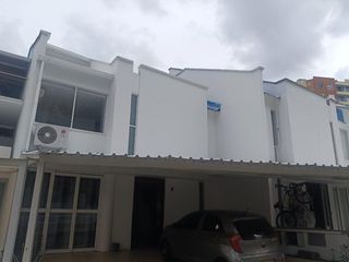 Foto 2 de Casa en venta en Rincón de Ciudad Jardín. Cali, Valle del Cauca.