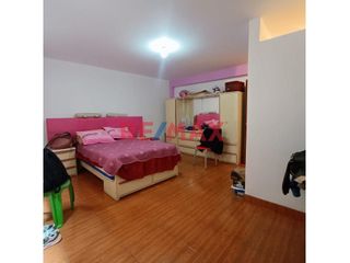 Foto 2 de Venta de Casa En Comas