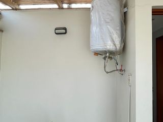 Foto 10 de vendo dpto  Elias Aparicio la planicie la molina $245,000