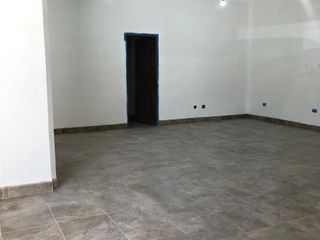 Foto 4 de Excelente Local Comercial de Renta en La Villaflora
