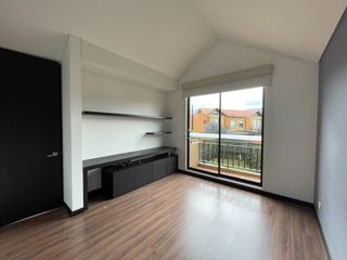 Foto 3 de HERMOSA CASA EN VENTA - CIPRÉS HACIENDA FONTANAR