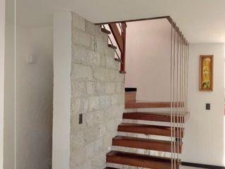 Foto 7 de Casa de Arriendo Amoblada – Capulispamba –  4 dormitorios, 1 garaje y jardín.
