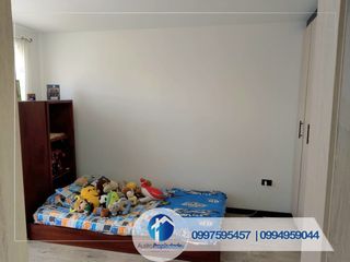 Foto 10 de Casa de Arriendo Amoblada – Capulispamba –  4 dormitorios, 1 garaje y jardín.