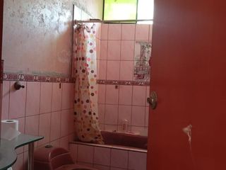 Foto 4 de Venta De Casa De 3 Pisos En Puente Piedra