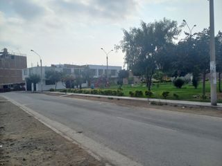 Foto 12 de VENDO TERRENO RESIDENCIAL DE 120 M2 URB. ESMERALDA ETAPA 1  CARABAYLLO