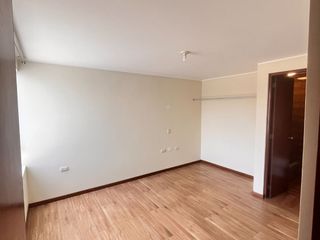 Foto 4 de VENDO HERMOSO DEPARTAMENTO TIPO DUPLEX EN ATE