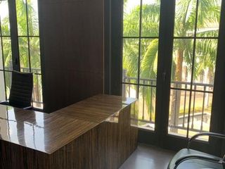 Foto 1 de Samborondon, venta de hermosa oficina de 98 mts2 full amoblada