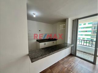 Foto 3 de Departamento En Venta Condominio Top Lima Norte