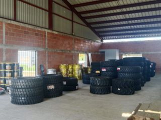 Foto 6 de BODEGA CON PARQUEADERO SOBRE VÍA NACIONAL EN GLORIETA