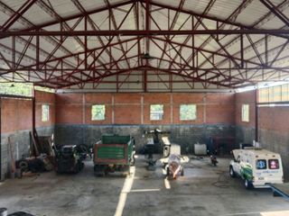 Foto 11 de BODEGA CON PARQUEADERO SOBRE VÍA NACIONAL EN GLORIETA