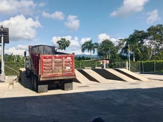 Foto 28 de BODEGA CON PARQUEADERO SOBRE VÍA NACIONAL EN GLORIETA