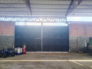 Foto 21 de BODEGA CON PARQUEADERO SOBRE VÍA NACIONAL EN GLORIETA