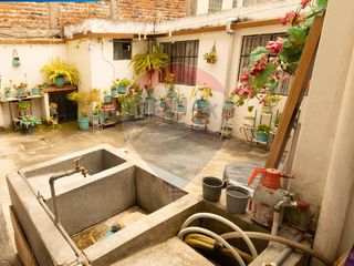 Foto 3 de Se vende Casa Rentera en Ibarra, Santo Domingo