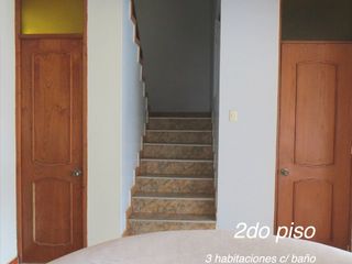 Foto 12 de CASA 3 PISOS EN VENTA 150 M2 CALLE SAGITARIO - ATE