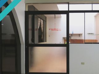 Foto 13 de CASA 3 PISOS EN VENTA 150 M2 CALLE SAGITARIO - ATE