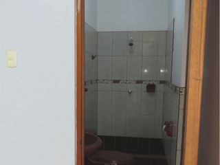 Foto 17 de CASA 3 PISOS EN VENTA 150 M2 CALLE SAGITARIO - ATE